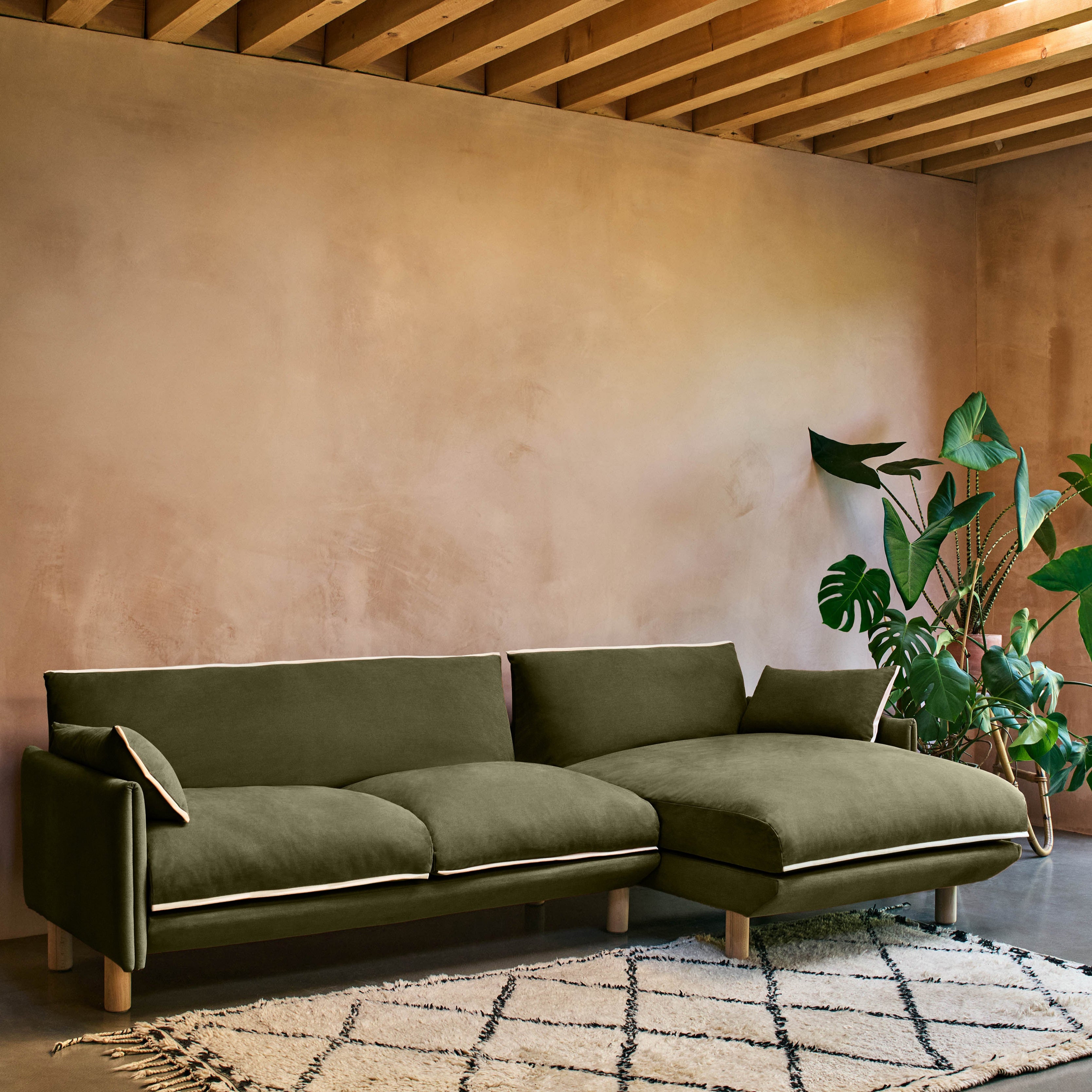 Cozy 4 Seater RH Chaise Sofa | Dark Green Velvet